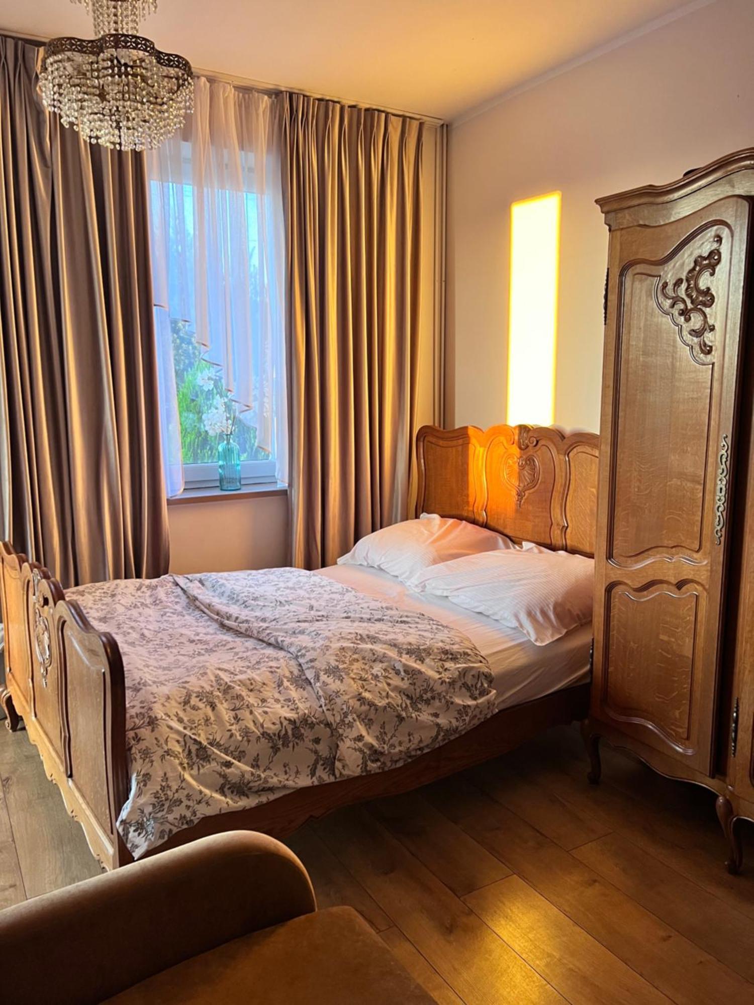Pod Katedra Bed & Breakfast Дрохичин Екстериор снимка